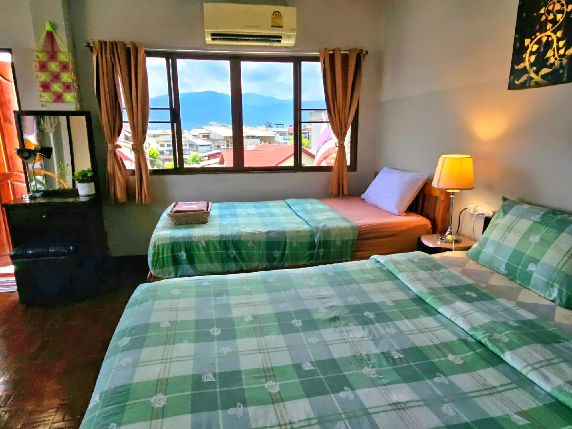 Bed And Terrace Guesthouse Chiang Mai Esterno foto